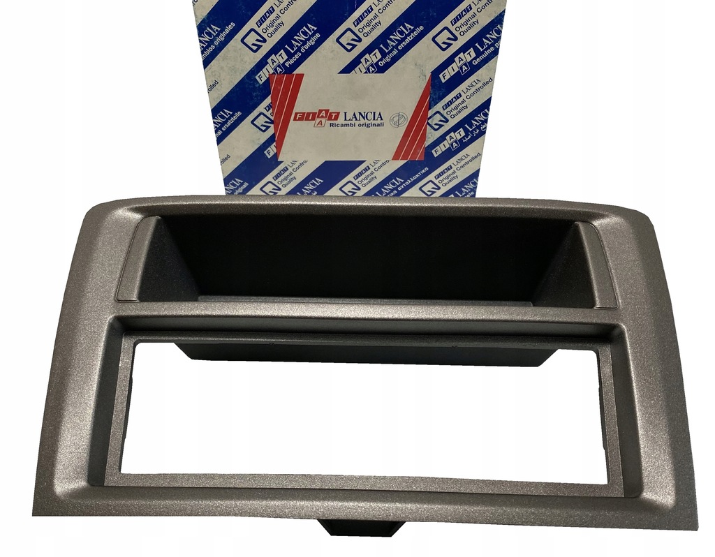 фото №1, Бардачок kasetka панели lancia musa новый оригинал