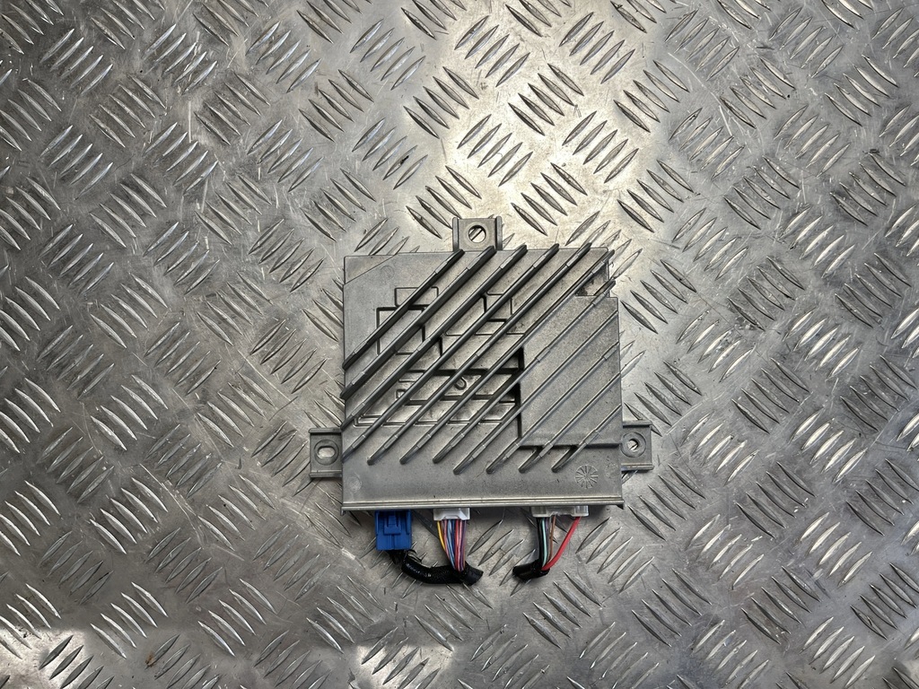 фото №1, Модуль усилитель радио mazda 3 iv bp hb 19-