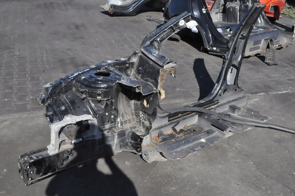 фото №6, Mercedes gla x156 w156ćwiartka лонжерон правая перед порог правый