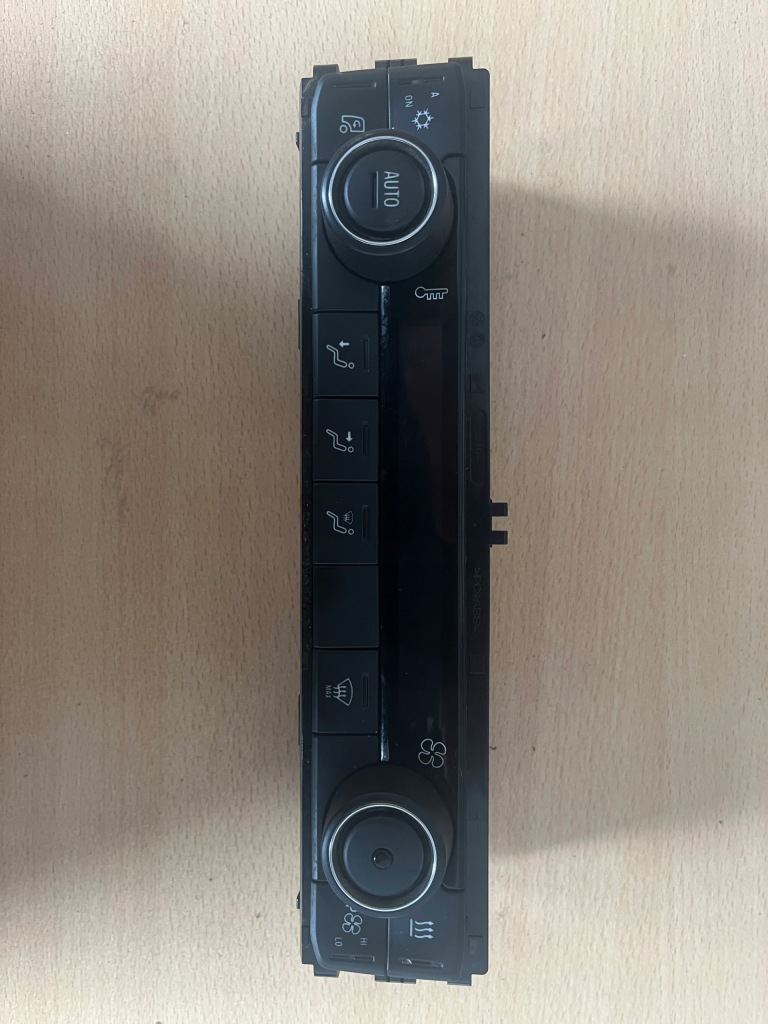 фото №1, Панель кондиционера scania 2819142 2090479