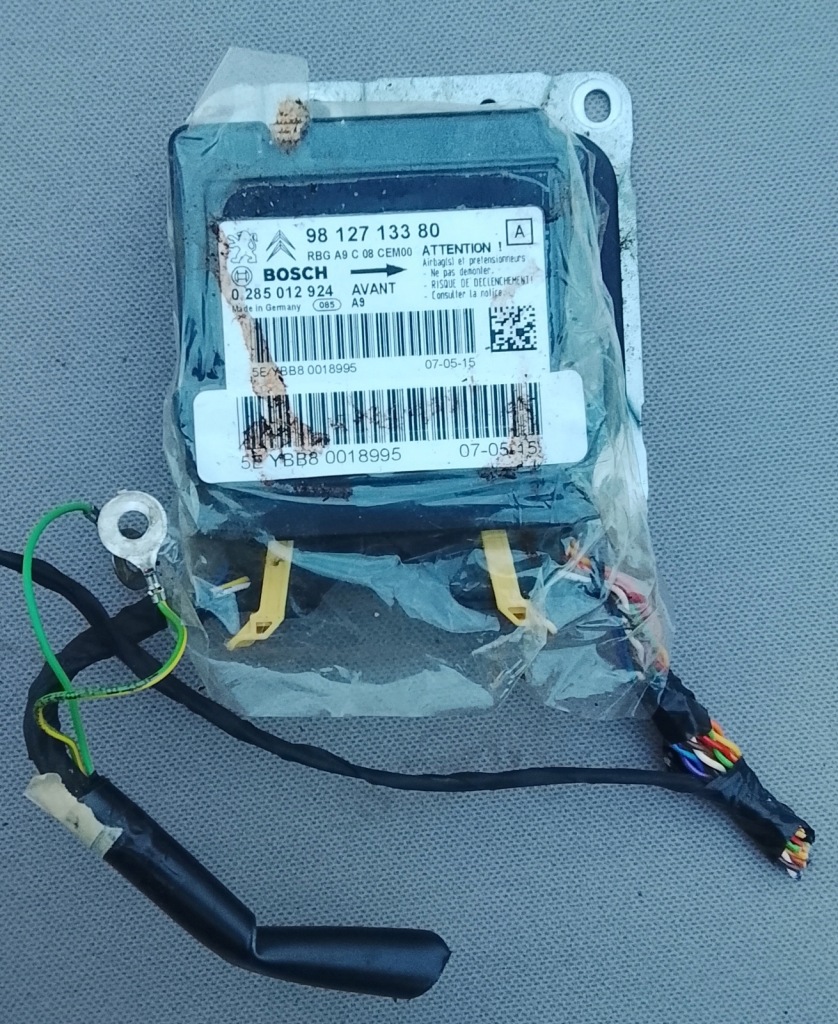 фото №1, Peugeot 208 датчик подушка безпеки 9812713380