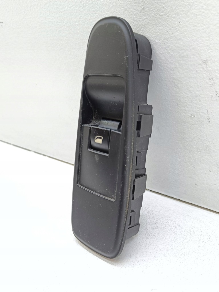 фото №2, Citroen c4 i picasso 2007 кнопки вікон