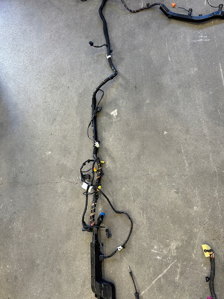 фото №8, Polestar 2 комплектна електропроводка салону