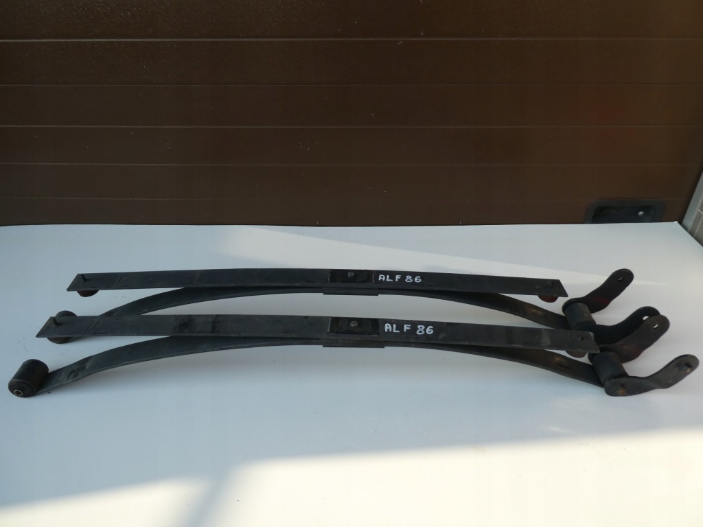 Купити Ресори підвіска задня щітка 2k5511151aq caddy iii