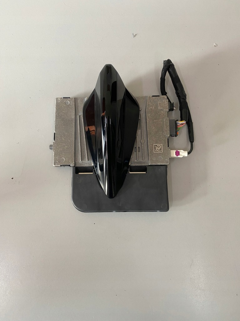 фото №1, Антенна модуль peugeot 3008 iii 23- 9861638180