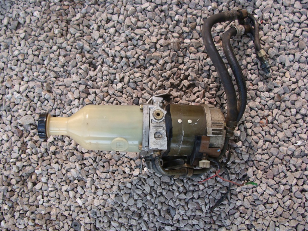 фото №1, Насос усилителя clio i !!!