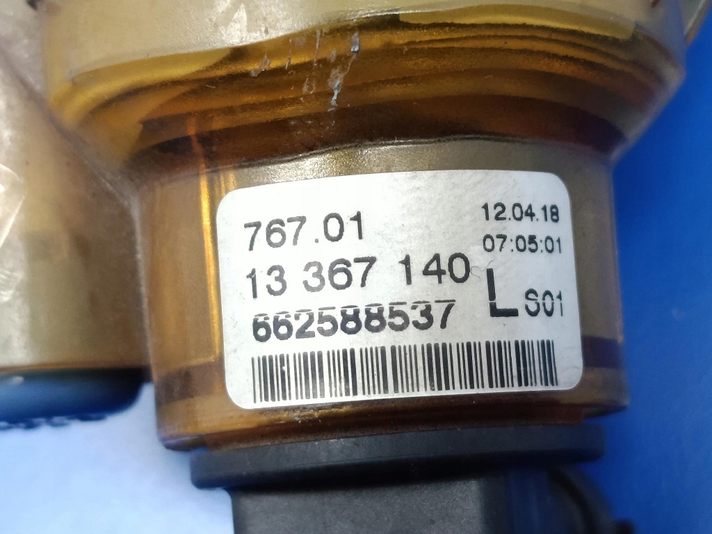 фото №4, Opel astra j iv lift противотуманная фара левый 13367140 оригинал