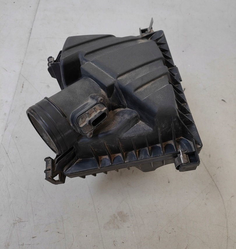 фото №1, Toyota verso lift 1.6 корпус фильтра воздуха