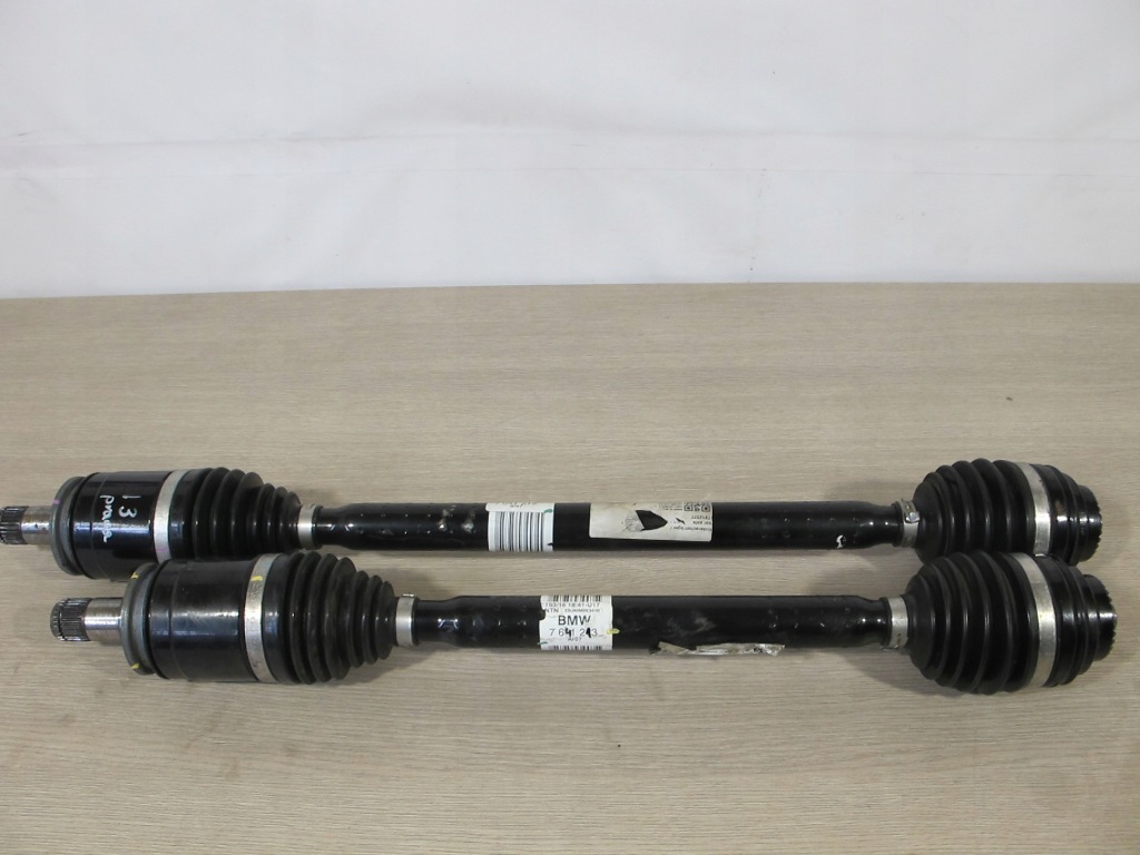 фото №2, Приводной вал задняя bmw i3 7641212/3