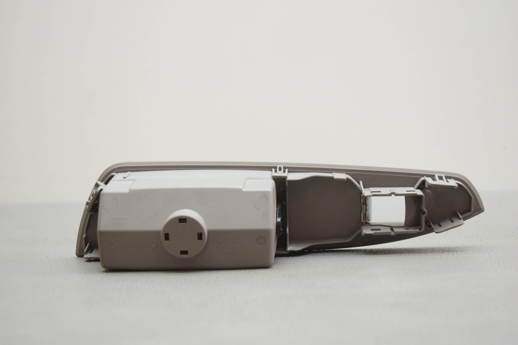 фото №8, Пепельница bmw 7 f01, f02 9116337 2011