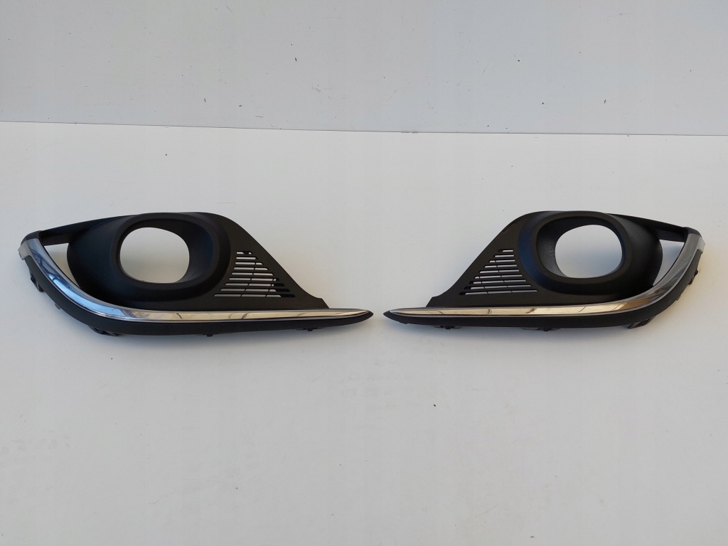 фото №1, Renault scenic iv решітка бампера ліва права оригінал