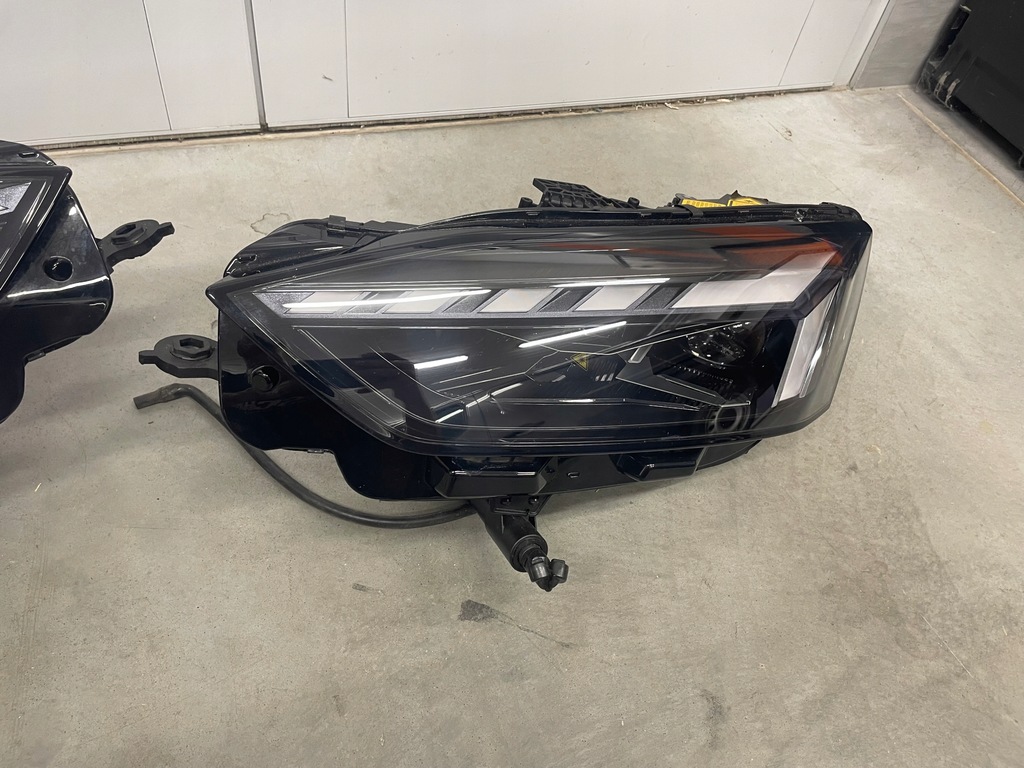 фото №9, Лампы audi rs5 8w laser 2023 idealne полный europa 8w6