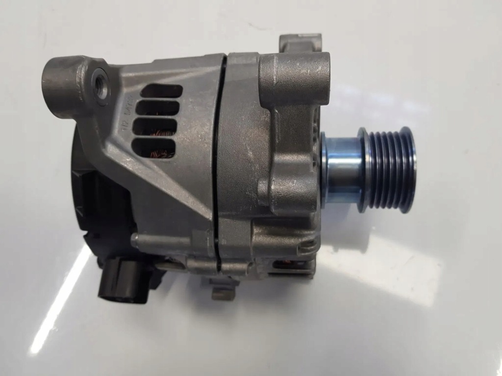 Купить Новый генератор bmw x1 f482.0 180a 14v 9895651 2723760c