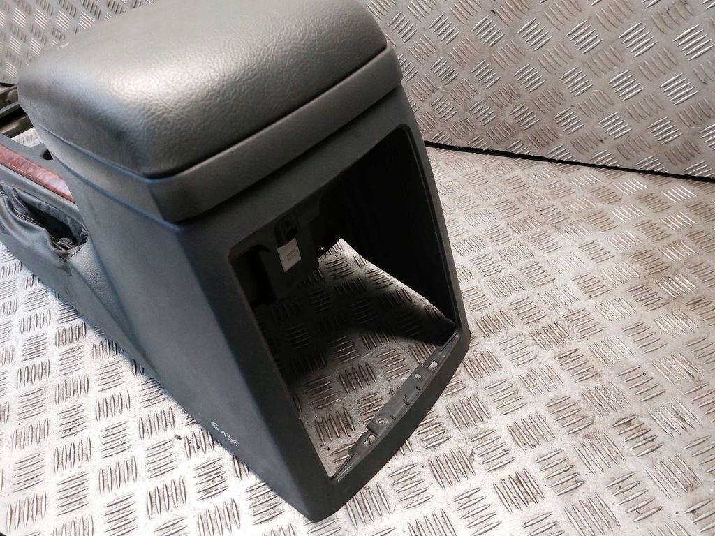 фото №6, Туннель средний подлокотник kia sorento i 84610-3e000