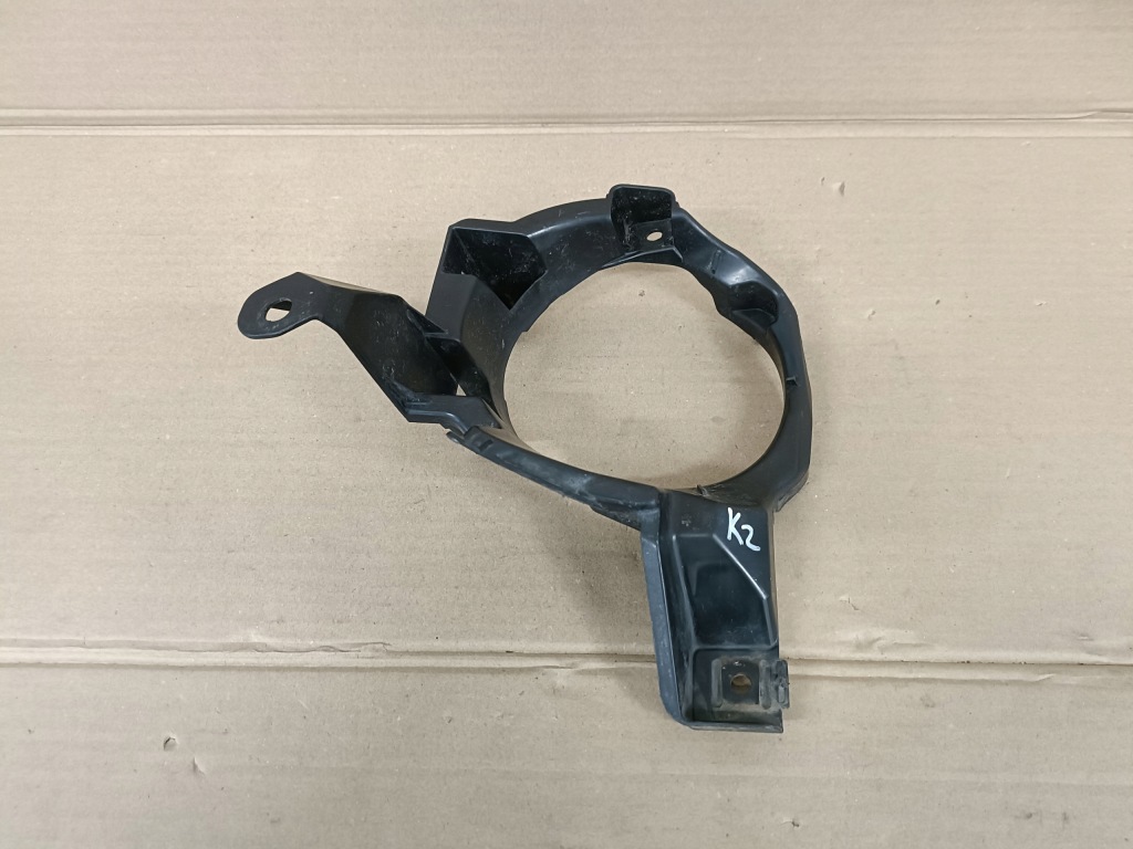 фото №1, Toyota rav4 2013-2015 13- рамка корзина противотуманной фары
