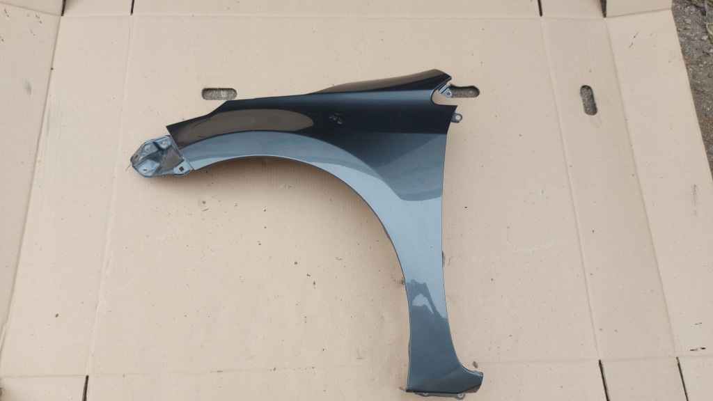 фото №1, Крыло левый перед toyota corolla e16 e18 12-19