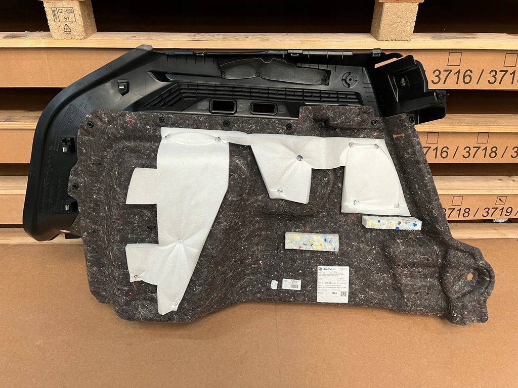 фото №6, Vw id4 id.4 обшивка оббивка багажника права 11a867428s ca9 11a867428r