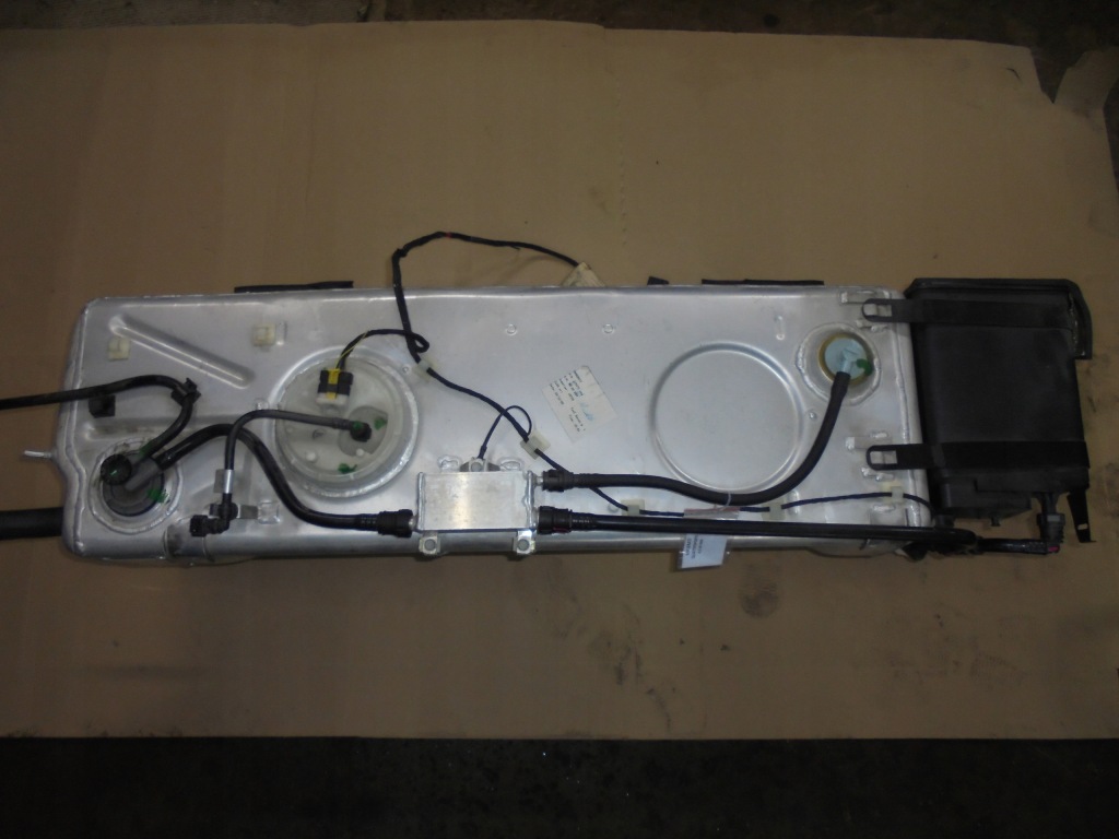 фото №1, Бак топлива maserati quattroporte 4.2 v8 2006