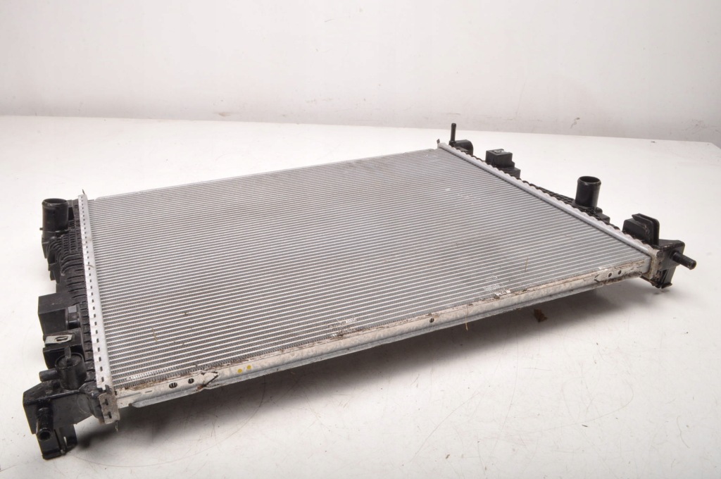 Ford kuga mk3 2.5 радиатор воды 22r lx61-8005-bg Недорого