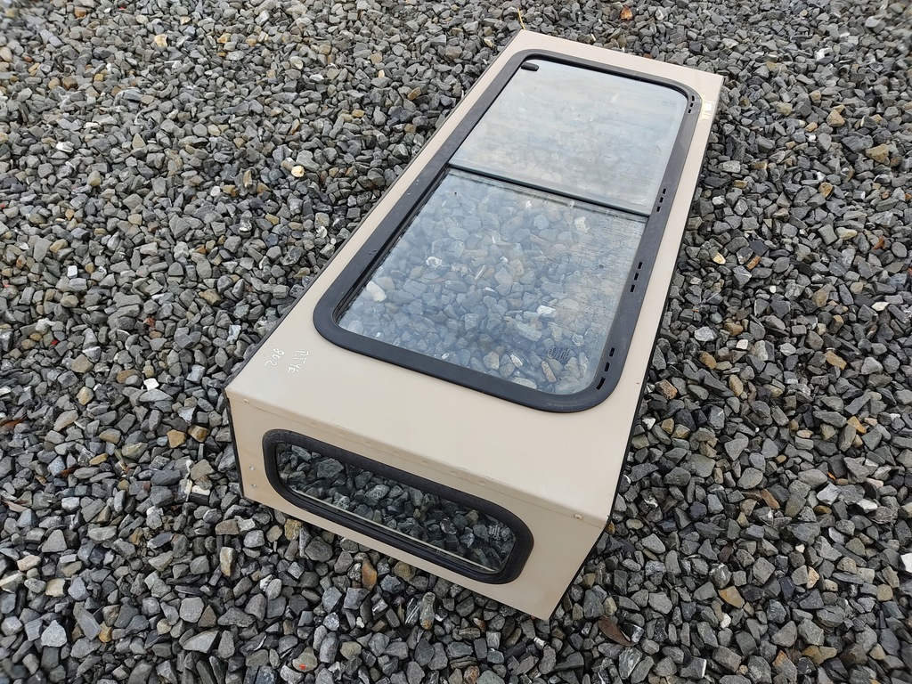 фото №3, Рамка nadstawka права задня задня крила правий скло defender 1999-2014