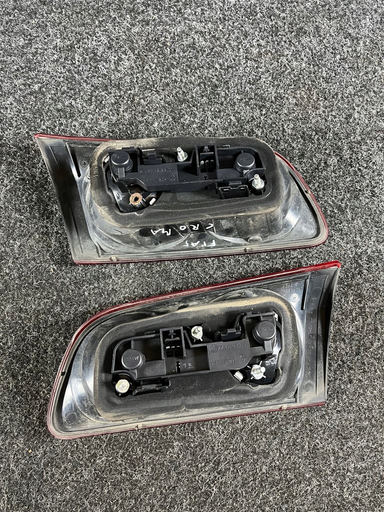 фото №7, Fiat croma ii лампа левая правая задняя w крышка комплект 51727252 51727251