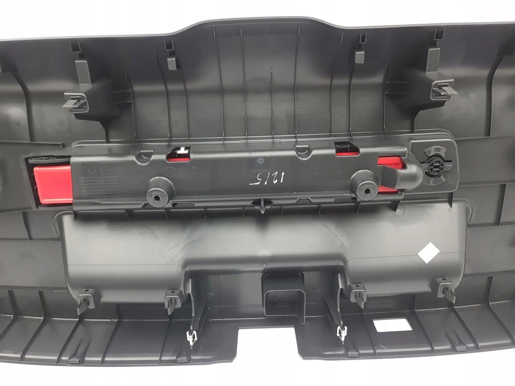 фото №7, Audi a4 s4 b9 2017 обшивка кришки задній багажника i інше елементи