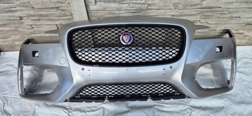фото №1, Jaguar xf ii x260 15-19 r-sport бампер перед spr pdc org