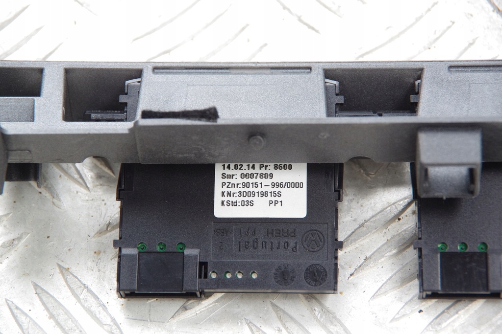 фото №6, Молдинг декоративная панели консоли vw phaeton lift