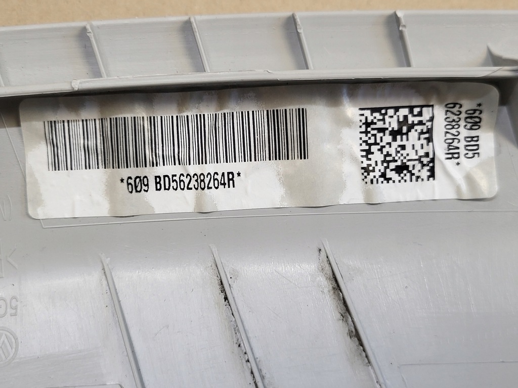 фото №10, Захист обшивка стійка c правий задній szary верхній vw golf vii 7 5g kombi оригінальний номер