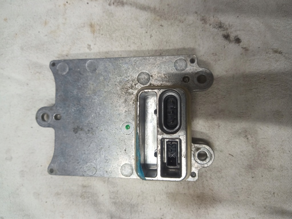 фото №2, Aston martin db9 перетворювач фара