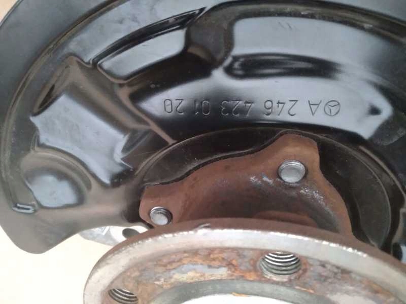 Поворотний кулак задня ліва mercedes w175 a45 amg Оригінал