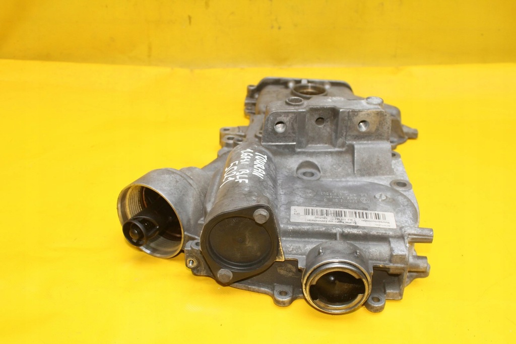 фото №6, Корпус распределительного вала touran 1,6 fsi blf 03c109211g