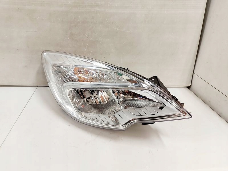Купить Opel meriva 2 ii b лампа правый перед правая передняя uk фара 13253632