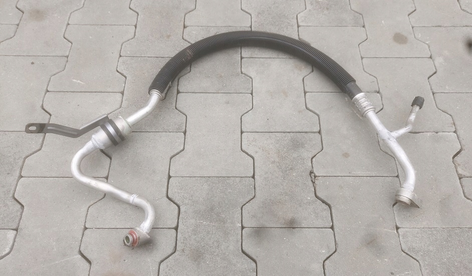 фото №1, Ford оригінальний номер dg9h-19n602-ne шланг кондиціонера