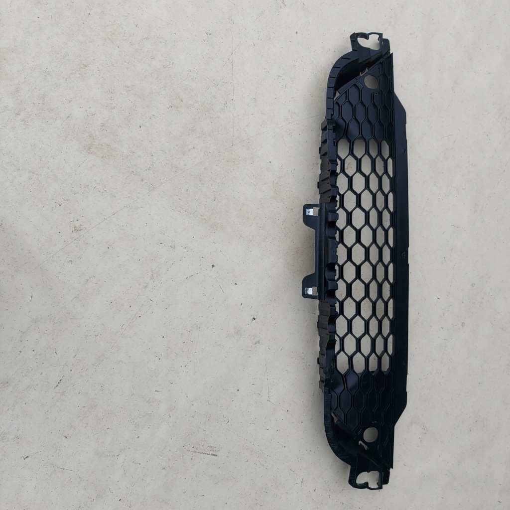 Купить Iveco оригинальный номер 5801529764 решётка решётка радиатора бампера