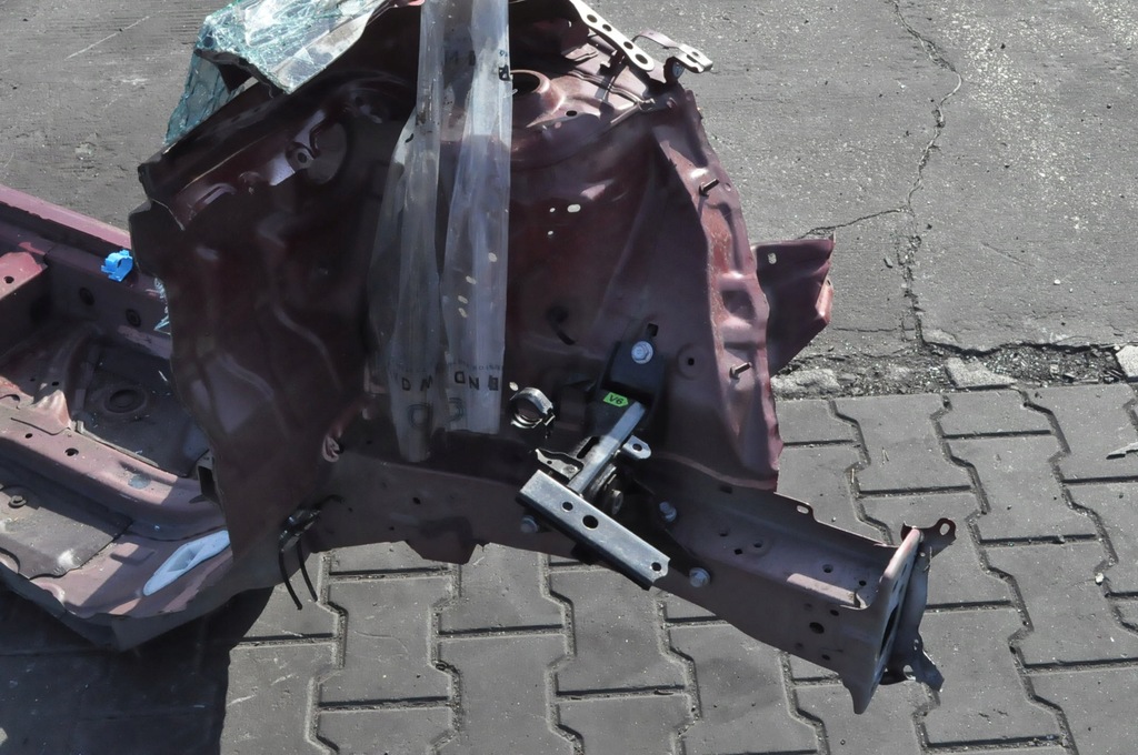 фото №7, Toyota yaris iii четверть лонжерон левая перед порог левый