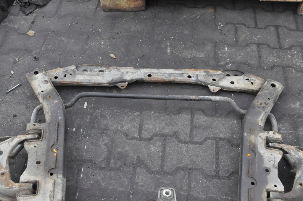 фото №7, Dacia duster lift 1.5 dci 107km подрамник подвеска балка перед