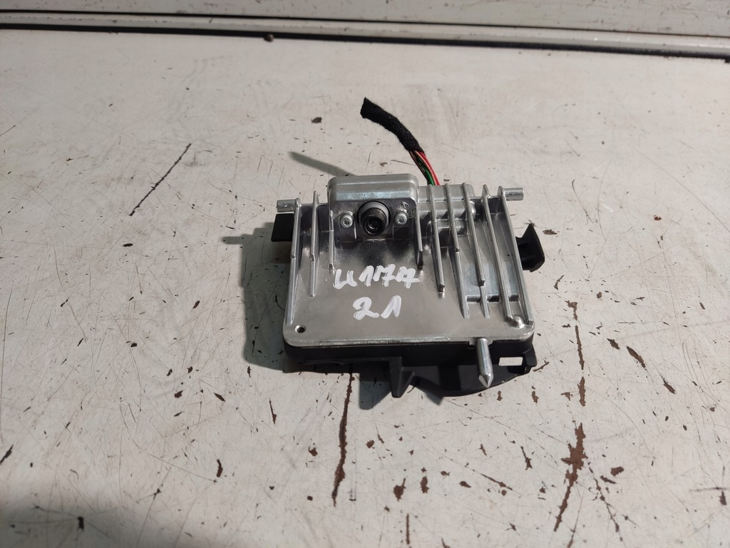 фото №1, Mercedes w177 камера ассистент перед