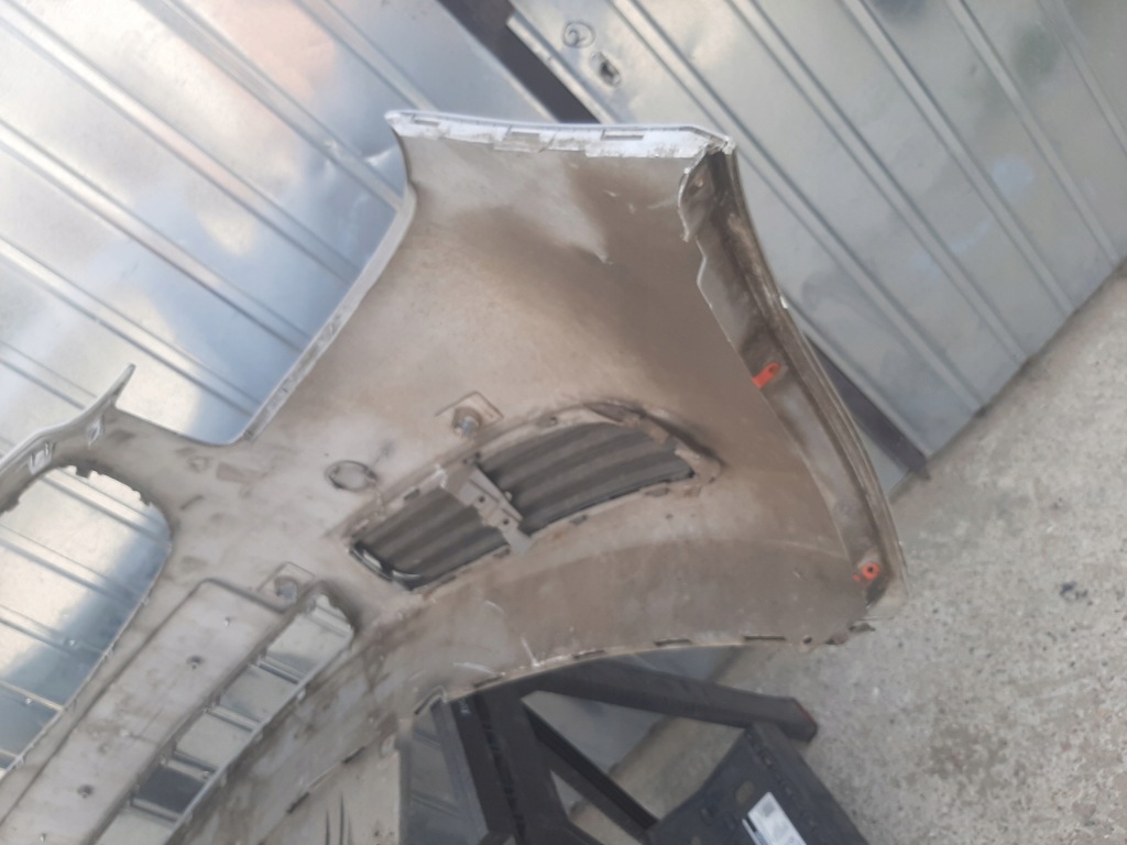 Бампер перед передний opel insignia a 2008-2013 pdc под датчики Киев