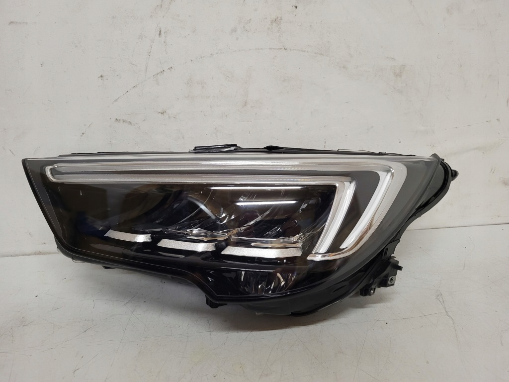 Купити Лампа перед ліва opel crosland x full 39153431