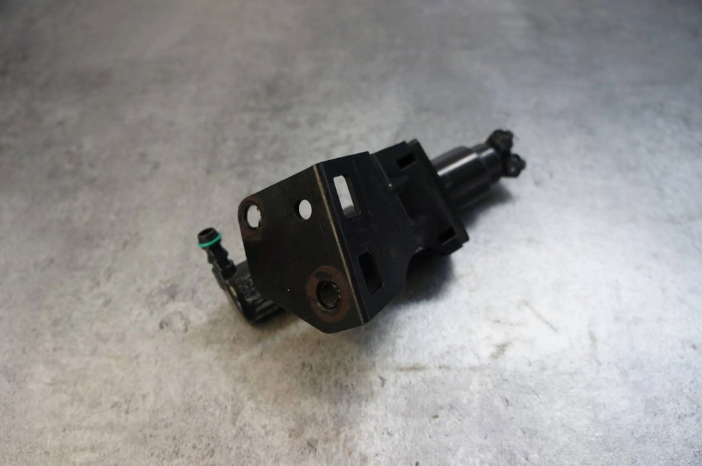 фото №7, Омыватель лампы mercedes ml gl w164 x164