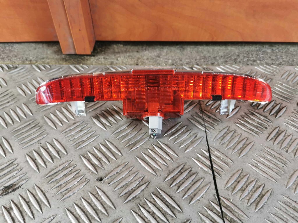 фото №1, Свет стоп-сигнал honda accord viii sedan 08-12r