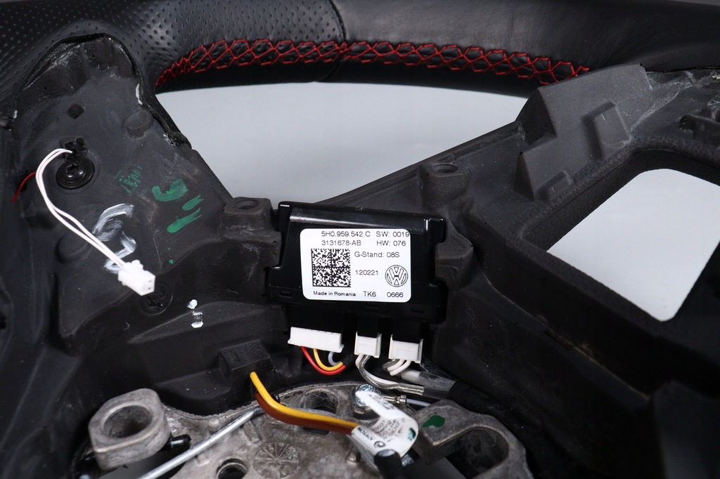 фото №10, Воздуховод кожа лепестки переключения vw golf viii gti passat b8 lift tiguan ii arteon