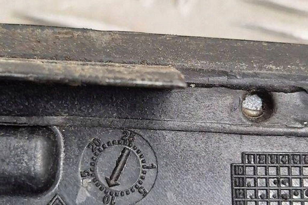 фото №7, Захист передньої скло citroën ds5 9687248080 2.0l дизель 2012