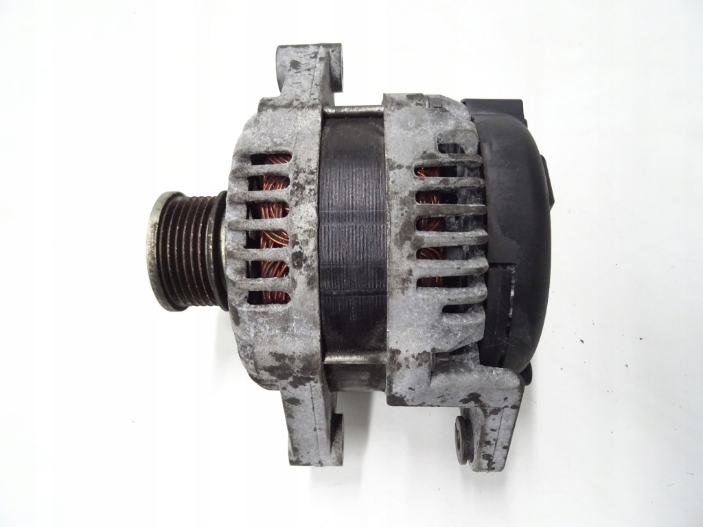 Купити Генератор chewrolet opel оригінальний номер 13579114