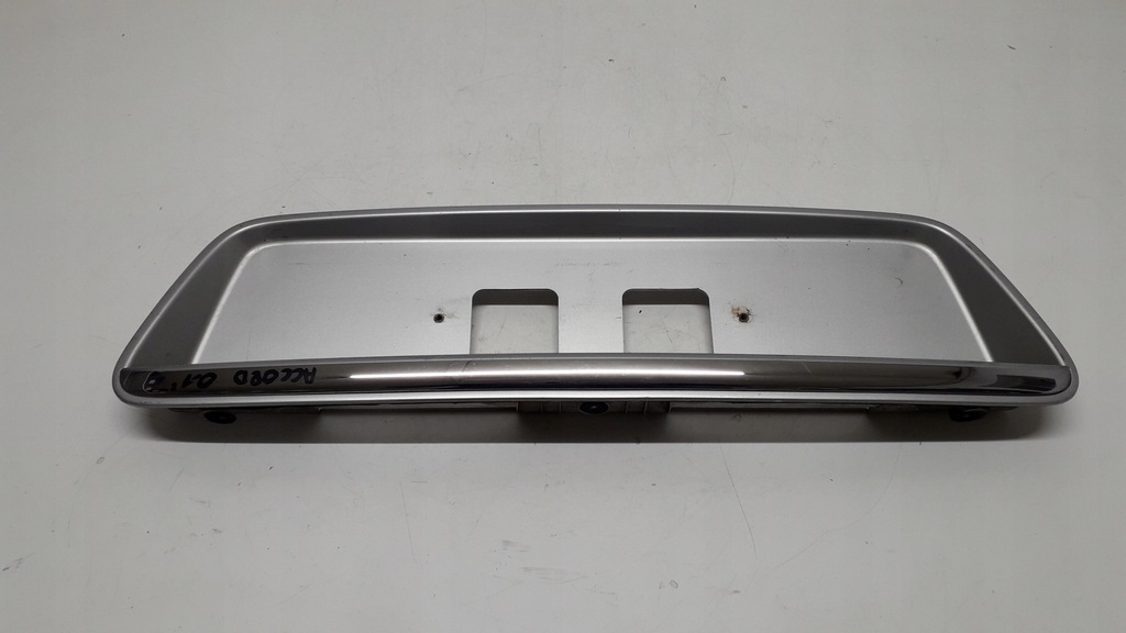 фото №10, Honda accord vi 97-02 накладка рамка номерного знака задня