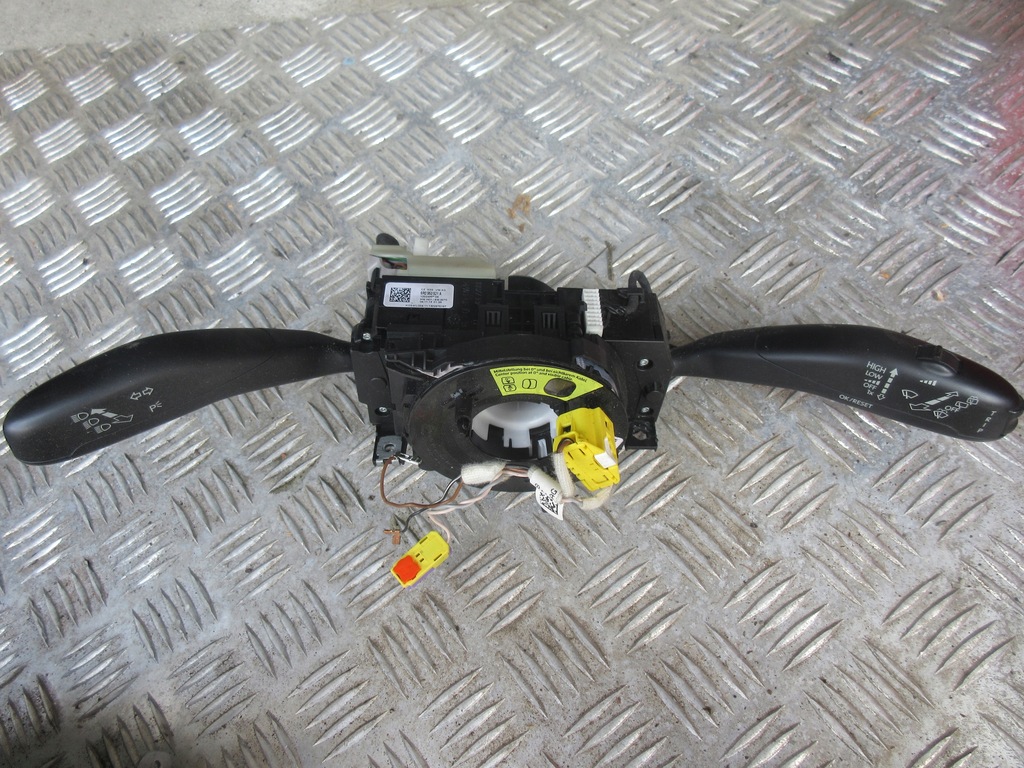 фото №1, Roomster lift переключатель 6r0953521a