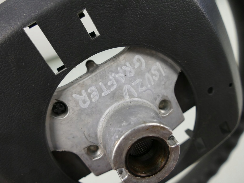 фото №13, Isuzu n35 n75 npr nqr grafter vi покоління повітропровід ładna