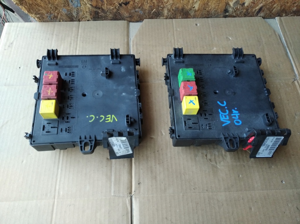 фото №1, Коробка предохранителей opel vectra c 13125485