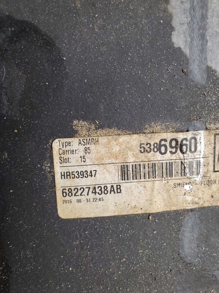 Chrysler pacifica 68227438ab правая сторона нижние Недорого